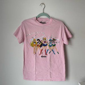 SAILOR MOON X PRIMITIVE T-Shirt!